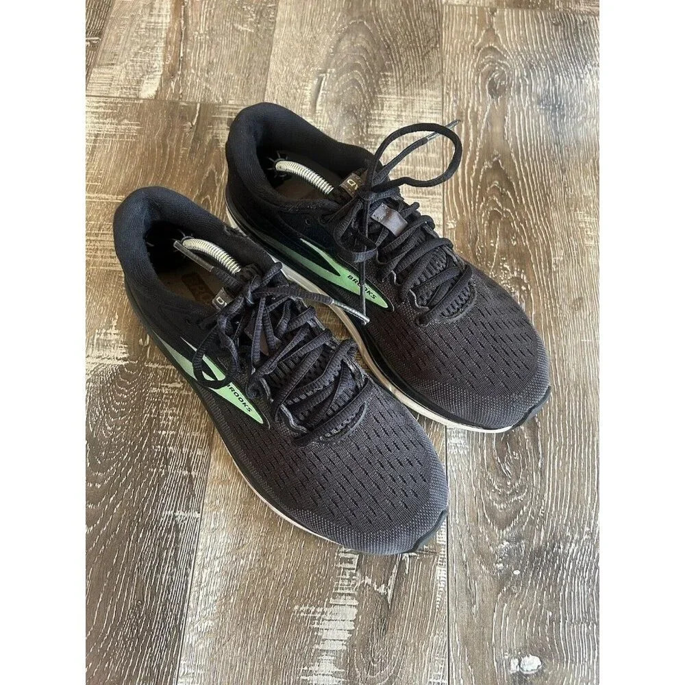 Brooks Dyad Black Green Womens Size 9 B Medium Running Shoes
